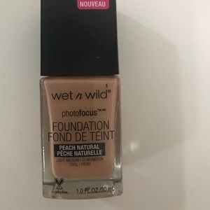 Wet n wild✨✨✨✨